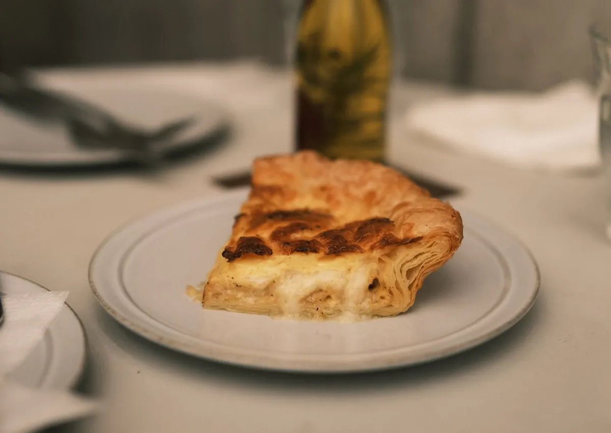 How to Make Savory Custard for Quiche: Egg-to-Dairy Ratios and Bake Times